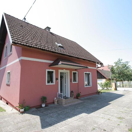 Modern Apartment with Garden in Eberndorf Exterior foto