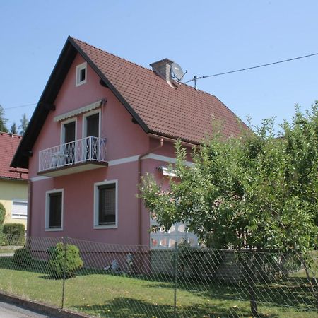 Modern Apartment with Garden in Eberndorf Exterior foto