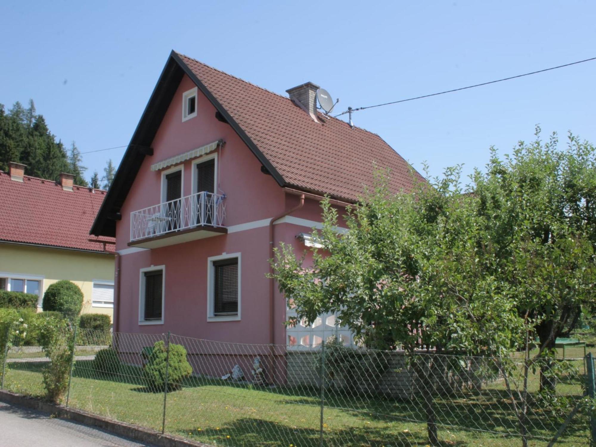 Modern Apartment with Garden in Eberndorf Exterior foto