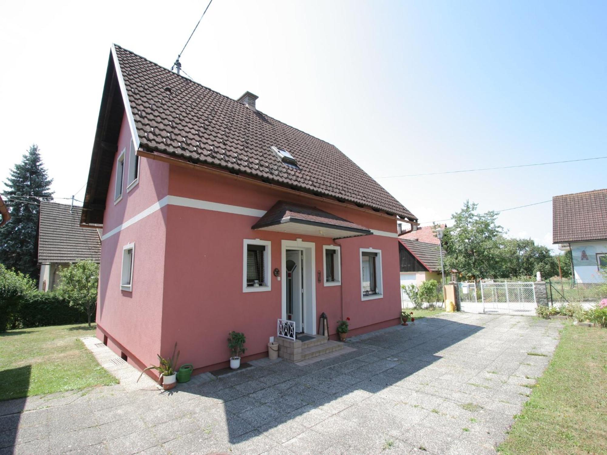 Modern Apartment with Garden in Eberndorf Exterior foto